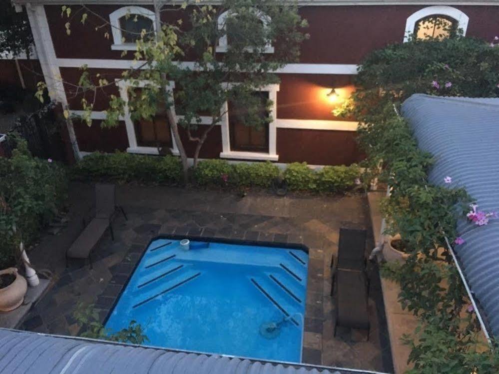 Roosenwijn Guesthouse Stellenbosch Luaran gambar