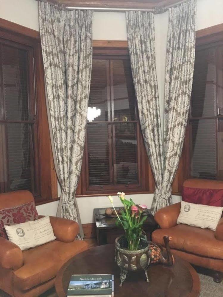 Roosenwijn Guesthouse Stellenbosch Luaran gambar