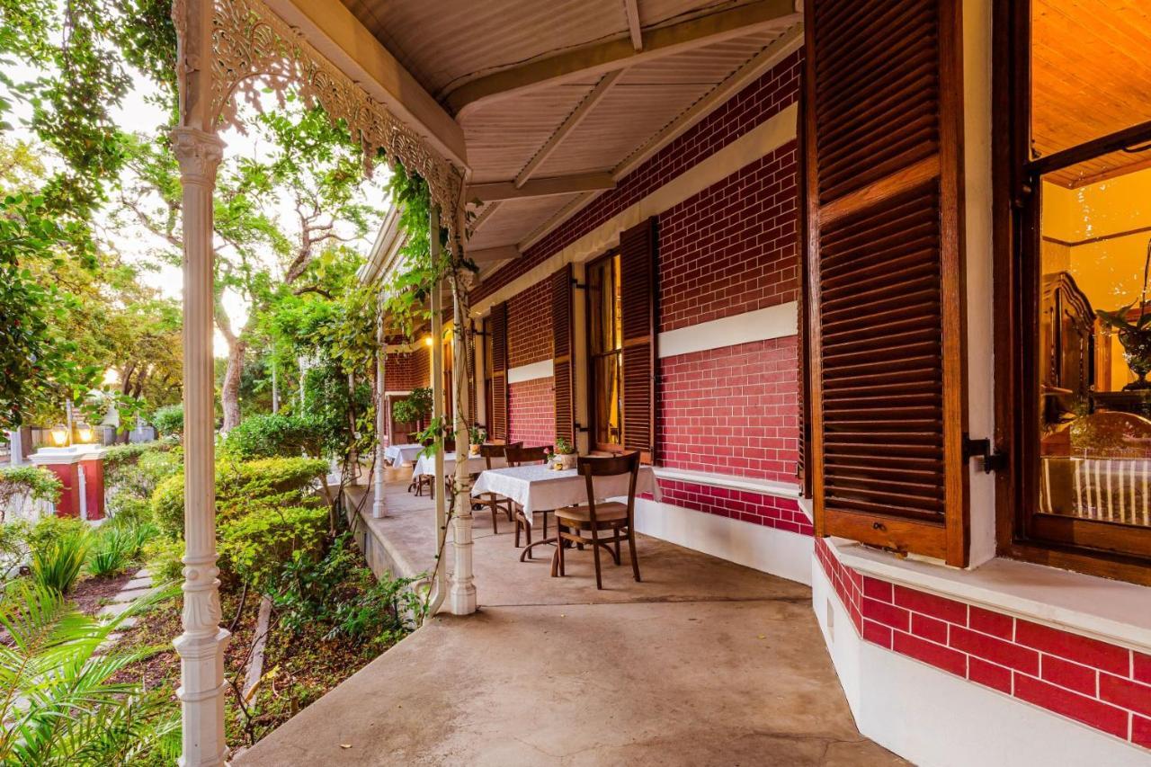 Roosenwijn Guesthouse Stellenbosch Luaran gambar